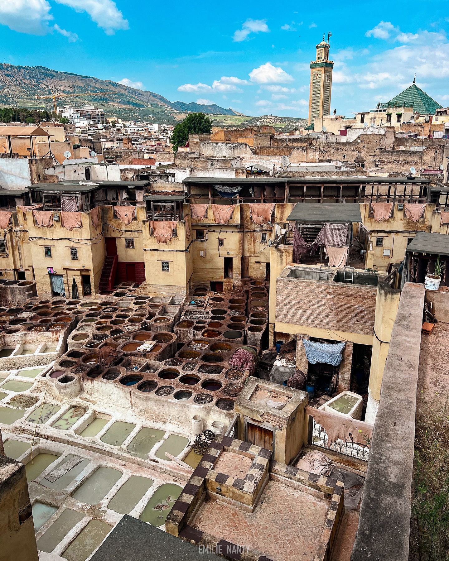 Narrow alleyways and traditional architecture of Fes medina — 4 days Morocco desert tour departure city