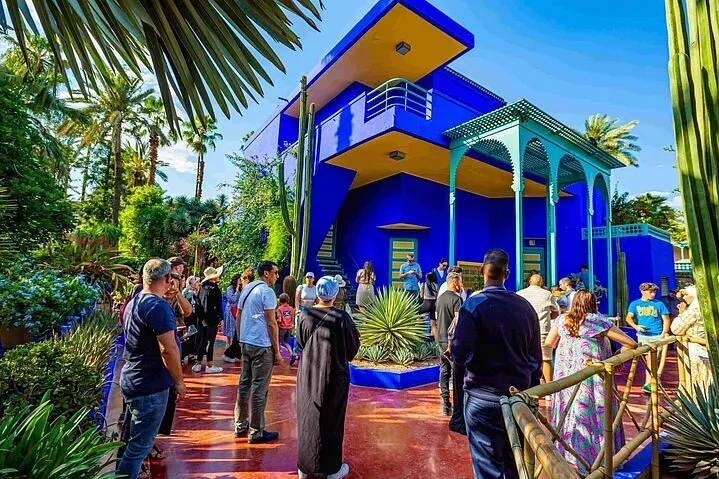 Water lily pond and tropical palms in the Majorelle Garden