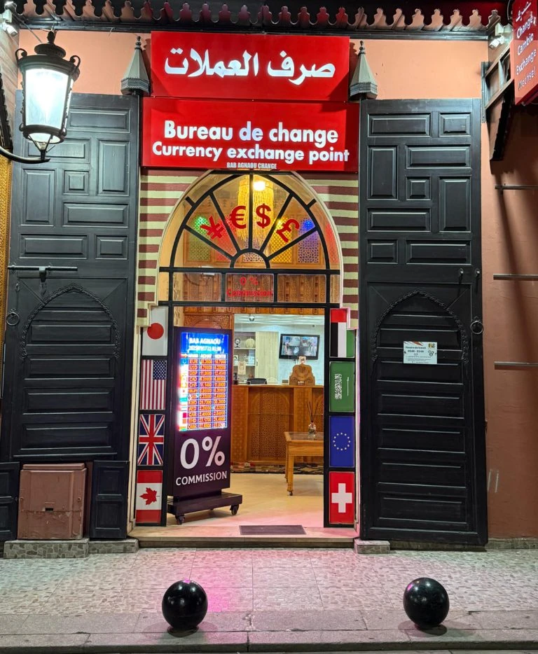 Casa de cambio autorizada en Marrakech Marruecos — dónde cambiar dinero en Marruecos