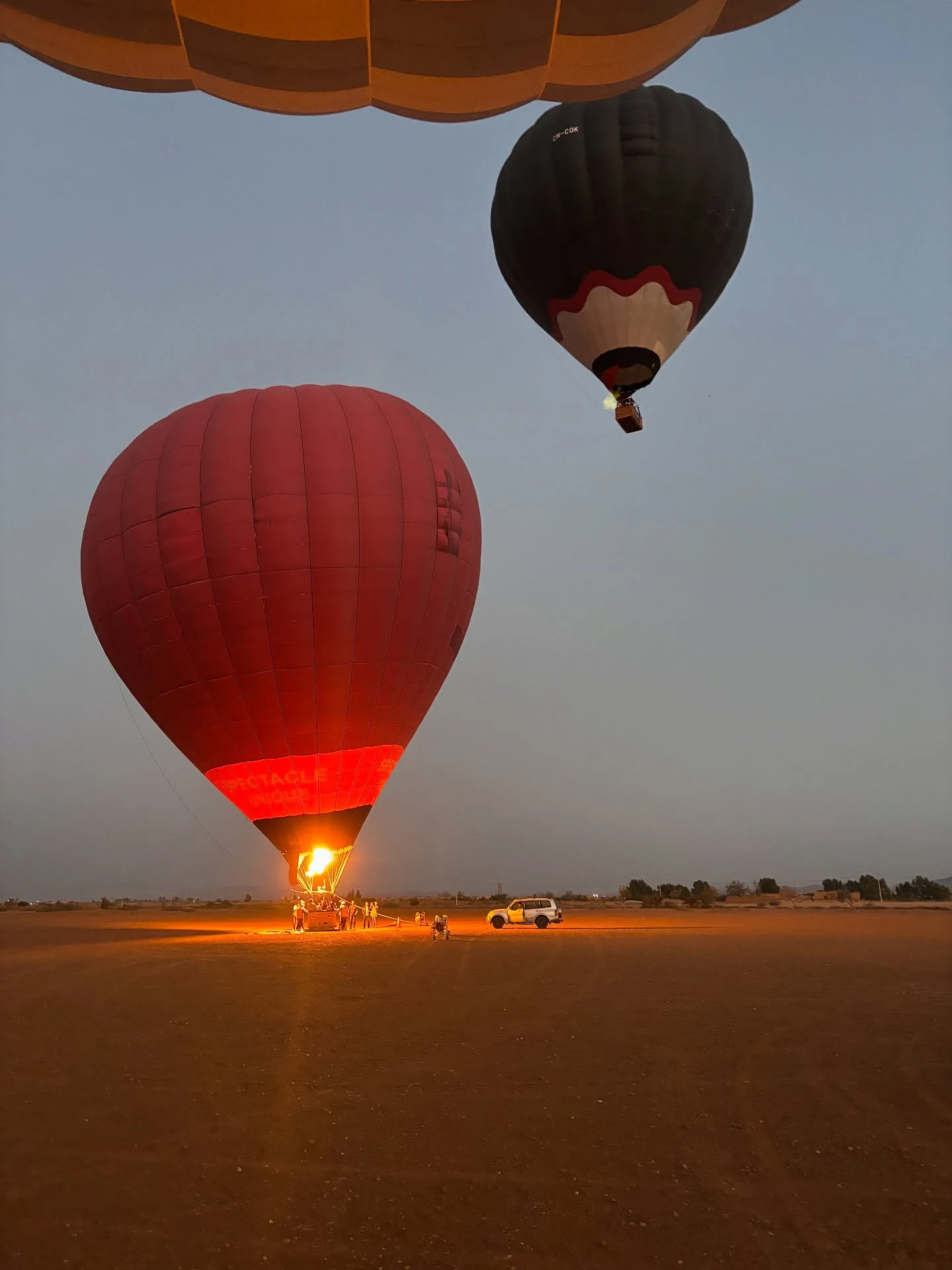 Sunrise hot air balloon over Agafay desert followed by Moroccan breakfast