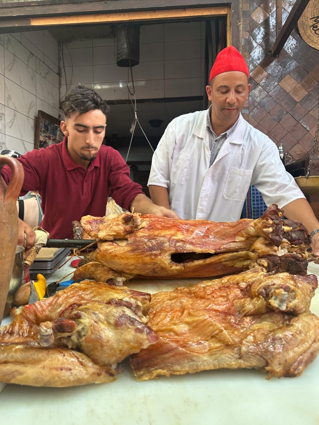 Chez Lamine mechoui cut and portioned by hand