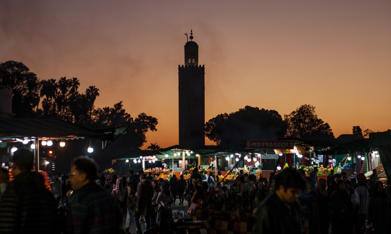 Jemaa el-Fnaa square Marrakech at dusk