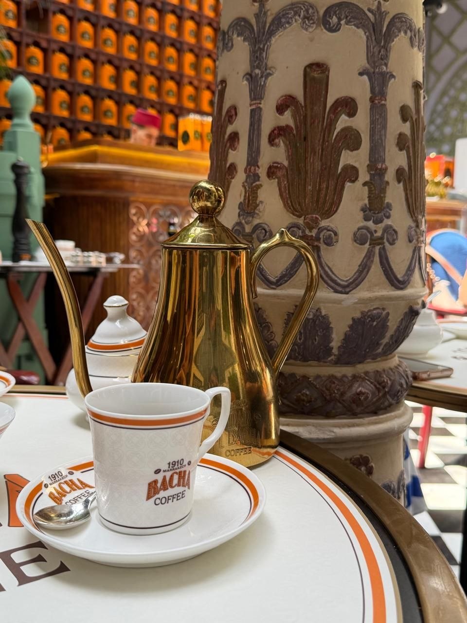 Café servi au Café Bacha Dar El Bacha Marrakech